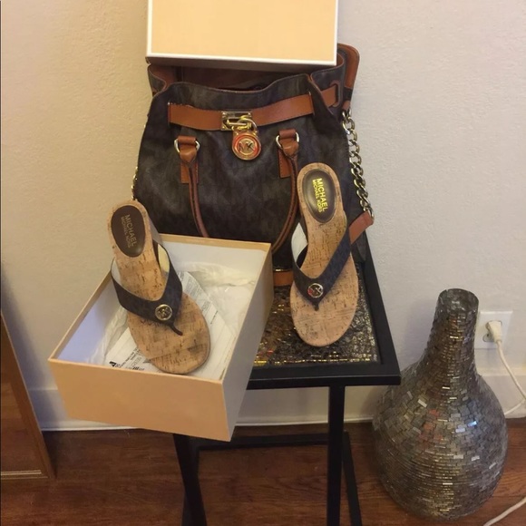 Michael Kors Hamilton Logo Bag matching Sandals - Picture 2 of 6